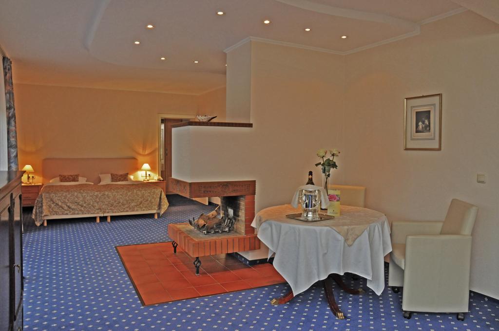 Hotel Garni Kristinenhof باد سفيشنآن الغرفة الصورة